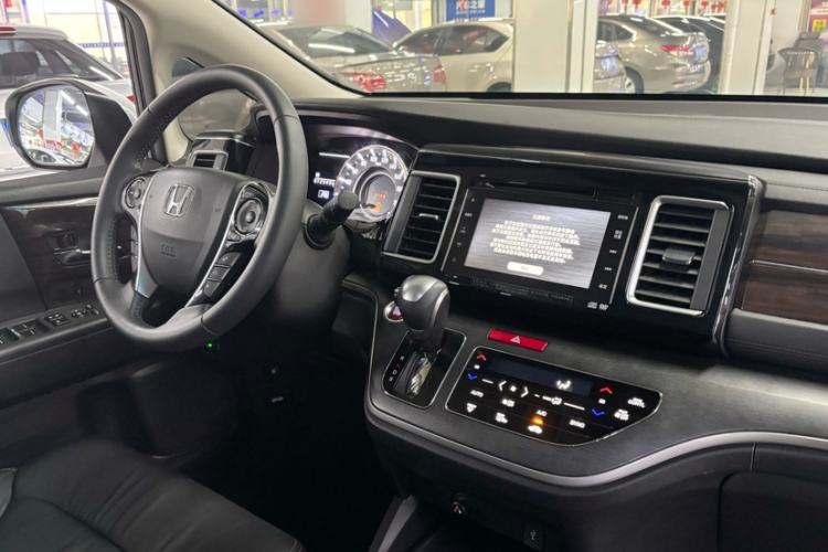 Used Honda Elysion 2016 2.4L Supreme Edition Gear Lever