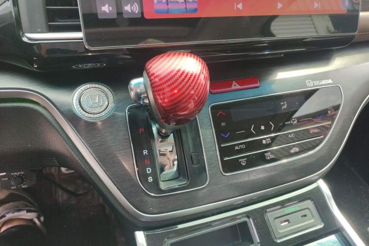 Used Honda Elysion 2016 2.4L Comfort Edition Gear Lever