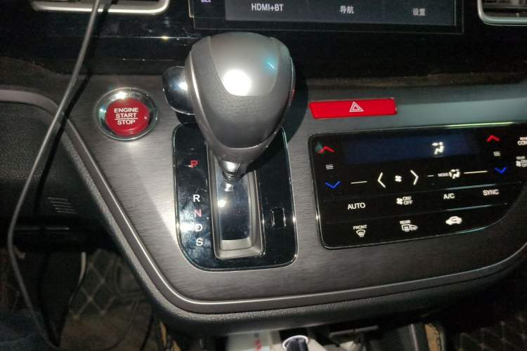 Used Honda Elysion 2016 2.4L Luxury Edition Gear Lever