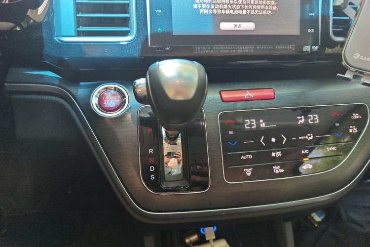 Used Honda Elysion 2016 2.4L Supreme Edition Gear Lever