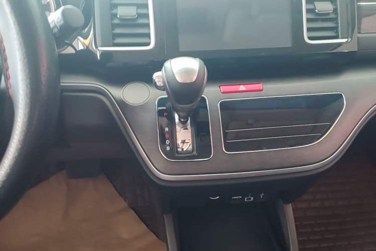 Used Honda Elysion 2016 2.4L Classic Edition Gear Lever