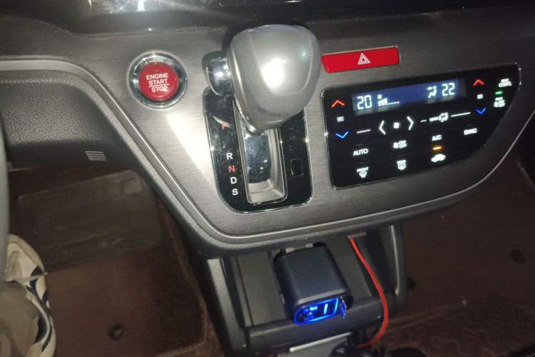 Used Honda Elysion 2016 2.4L Style Edition Gear Lever