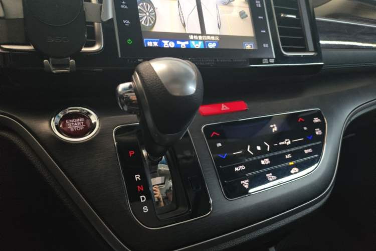 Used Honda Elysion 2016 2.4L Supreme Edition Gear Lever