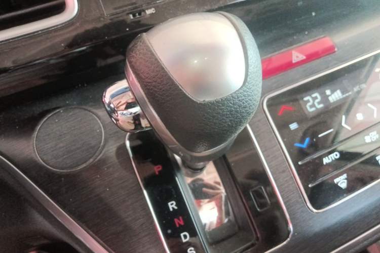 Used Honda Elysion 2016 2.4L Classic Edition Gear Lever