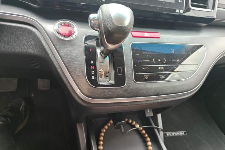 Used Honda Elysion 2016 2.4L Luxury Edition Gear Lever