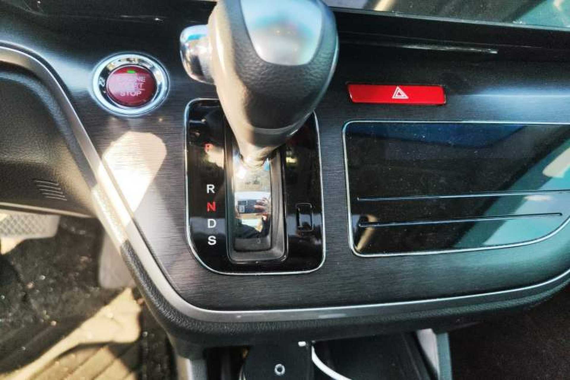 Used Honda Elysion 2016 2.4L Supreme Edition Gear Lever