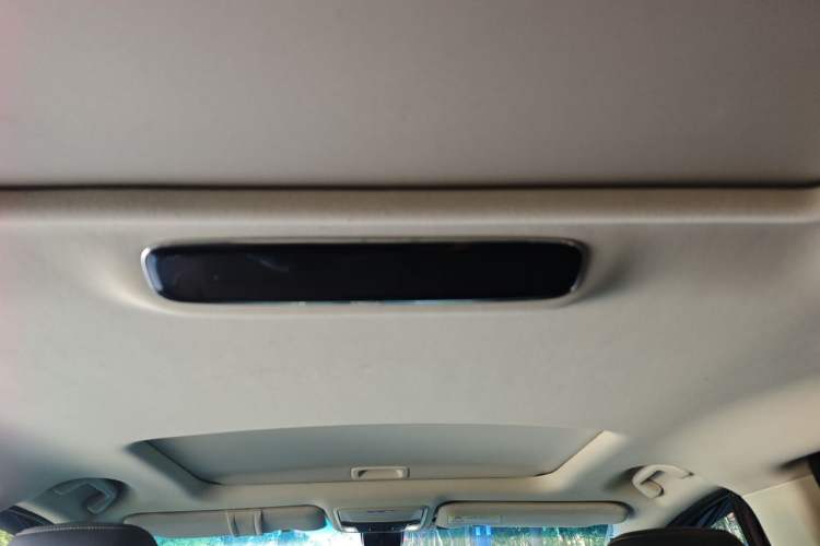 Used Honda Elysion 2016 2.4L Supreme Edition Headliner