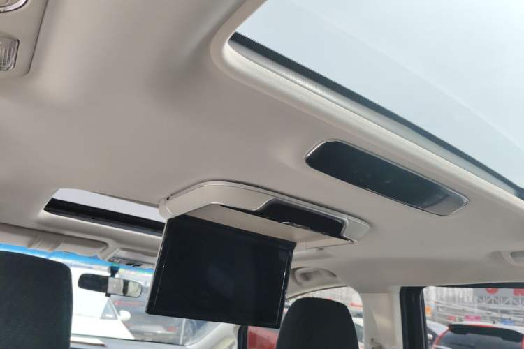 Used Honda Elysion 2016 2.4L Comfort Edition Headliner