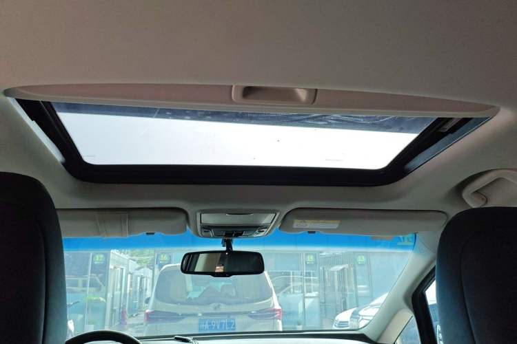 Used Honda Elysion 2016 2.4L Luxury Edition Headliner