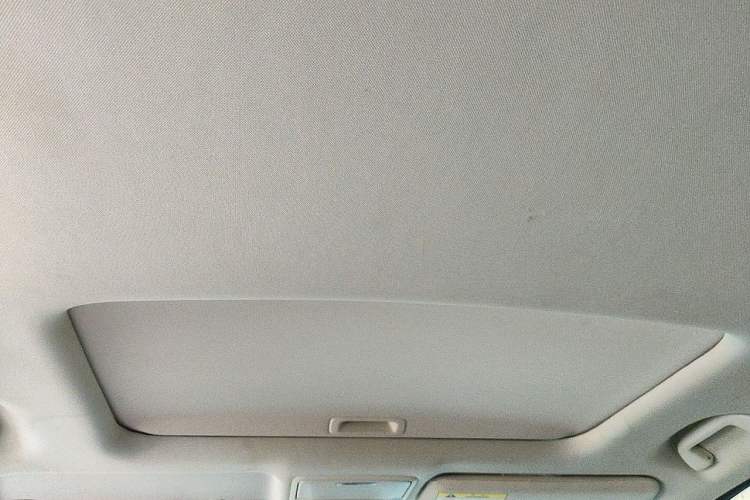 Used Honda Elysion 2016 2.4L Supreme Edition Headliner