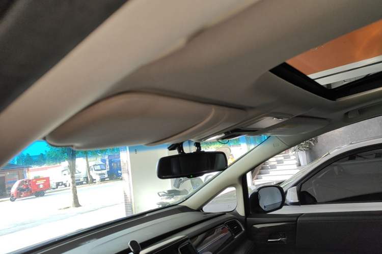 Used Honda Elysion 2016 2.4L Luxury Edition Headliner