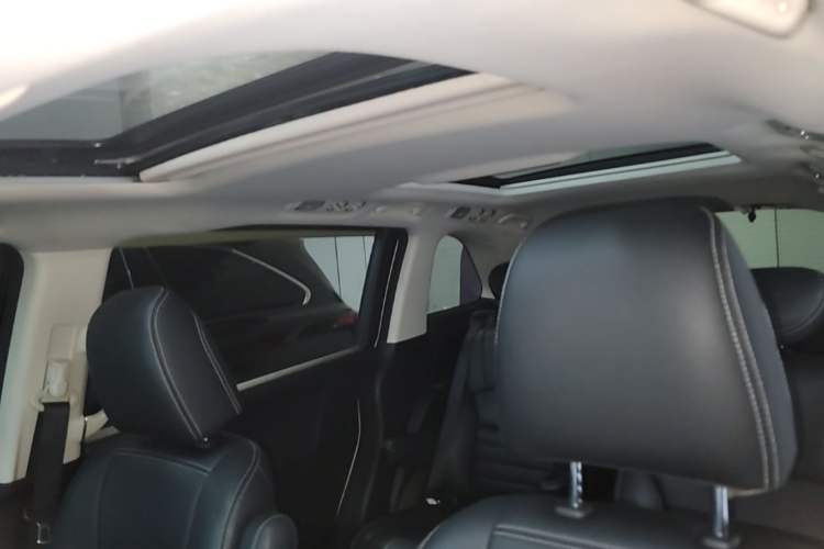 Used Honda Elysion 2016 2.4L Classic Edition Headliner