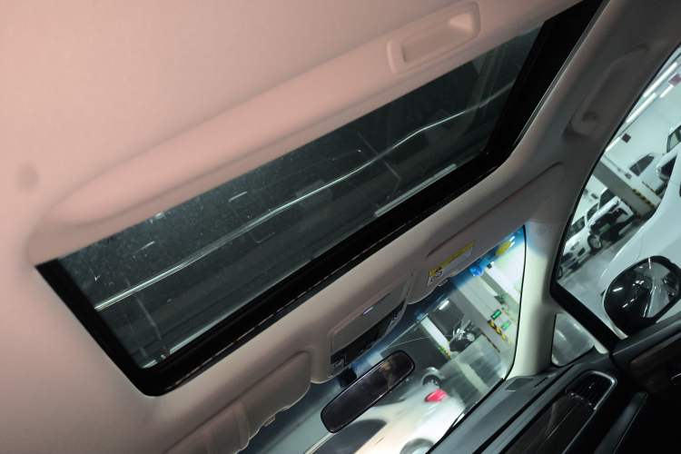 Used Honda Elysion 2016 2.4L Style Edition Headliner