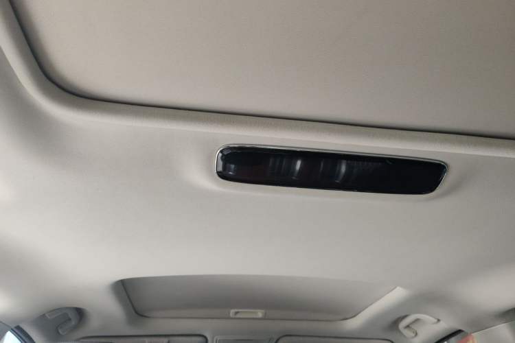 Used Honda Elysion 2016 2.4L Supreme Edition Headliner