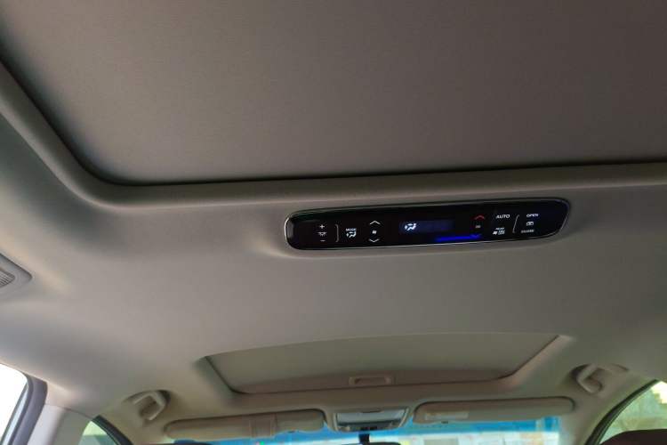 Used Honda Elysion 2016 2.4L Comfort Edition Headliner