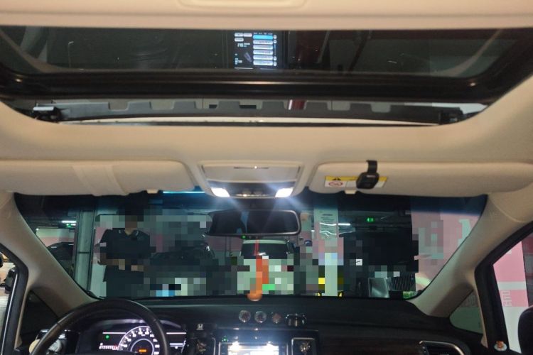 Used Honda Elysion 2016 2.4L Supreme Edition Headliner