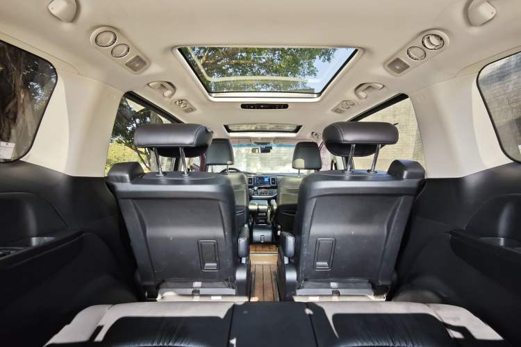Used Honda Elysion 2016 2.4L Style Edition Headliner
