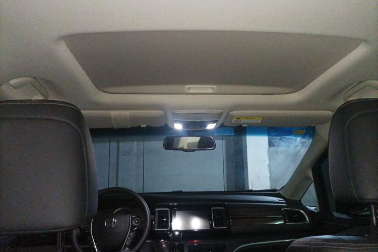 Used Honda Elysion 2016 2.4L Luxury Edition Headliner