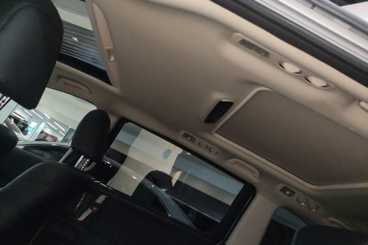 Used Honda Elysion 2016 2.4L Style Edition Headliner