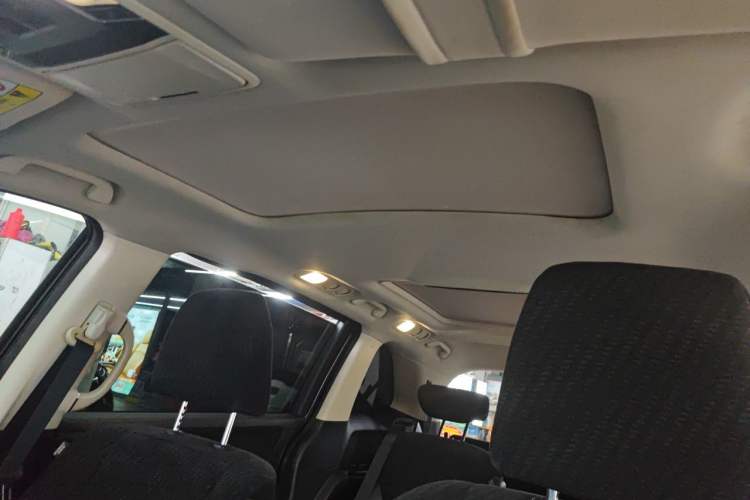Used Honda Elysion 2016 2.4L Comfort Edition Headliner