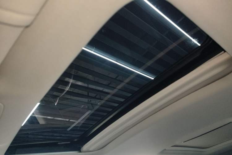 Used Honda Elysion 2016 2.4L Classic Edition Headliner