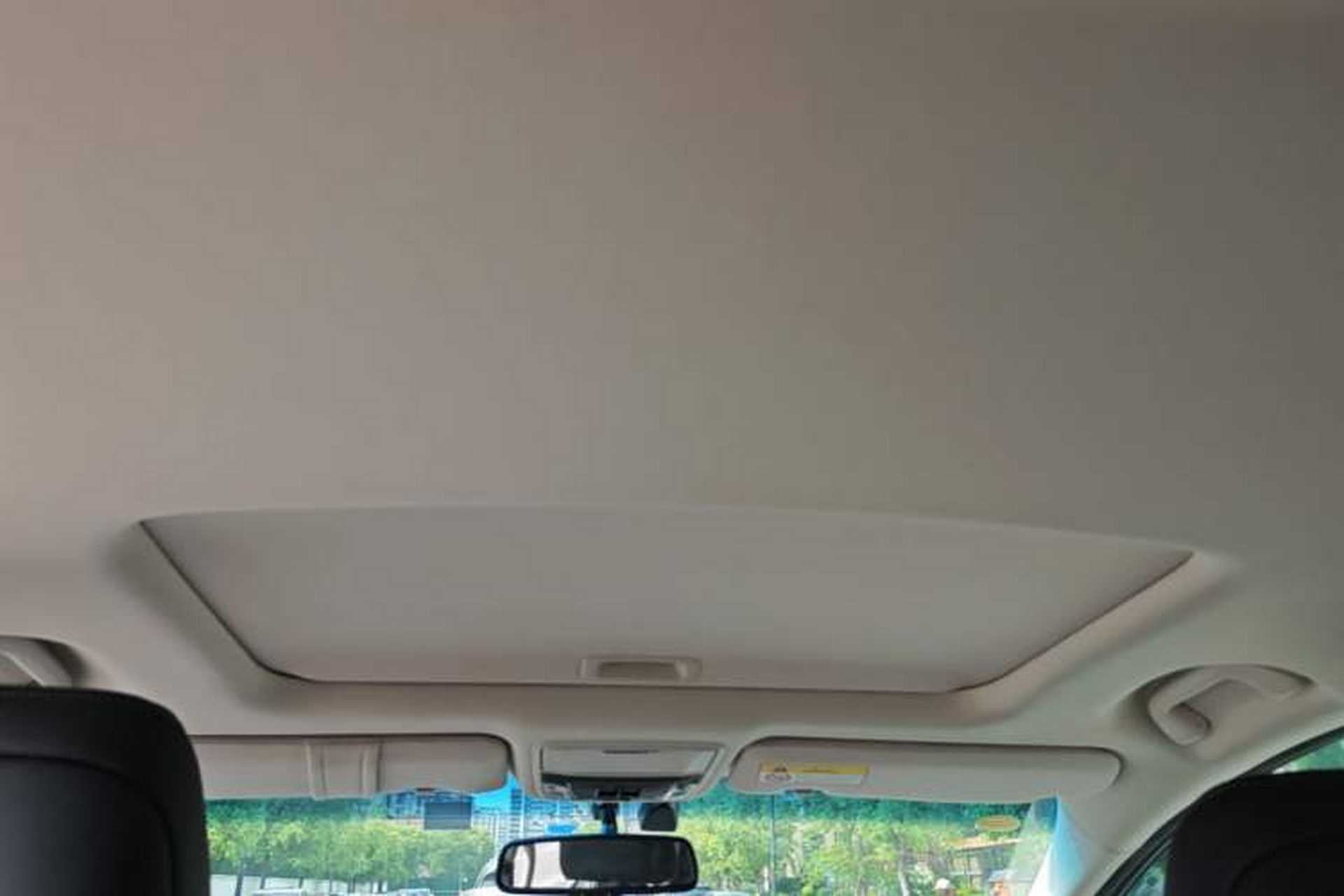 Used Honda Elysion 2016 2.4L Luxury Edition Headliner