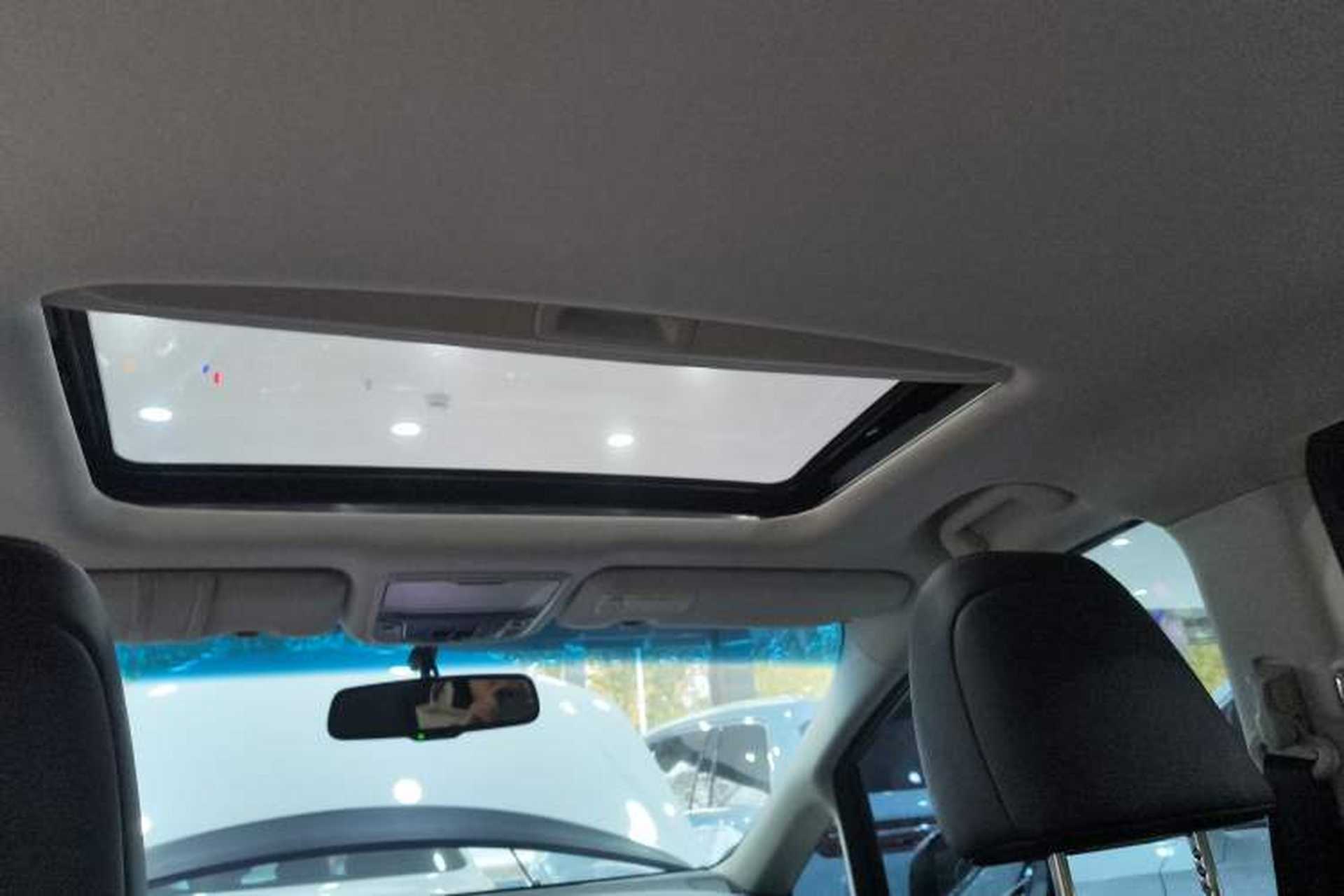 Used Honda Elysion 2016 2.4L Luxury Edition Headliner