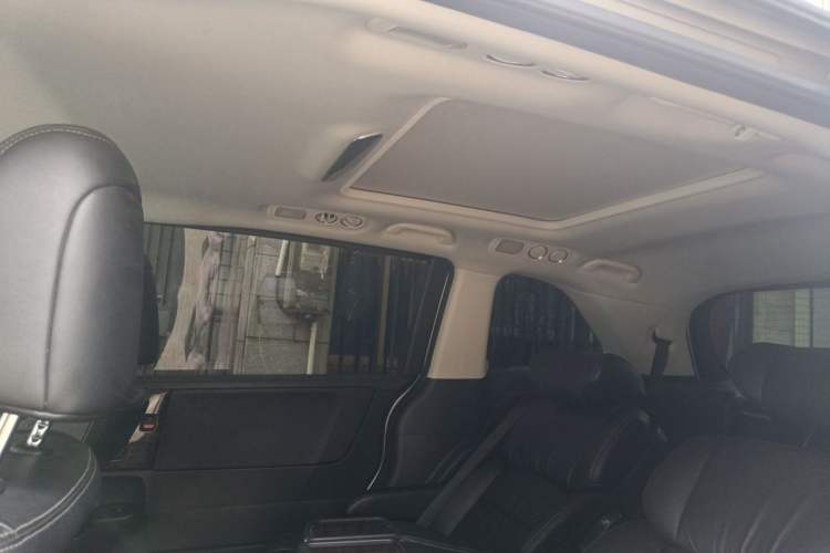 Used Honda Elysion 2016 2.4L Supreme Edition Headliner