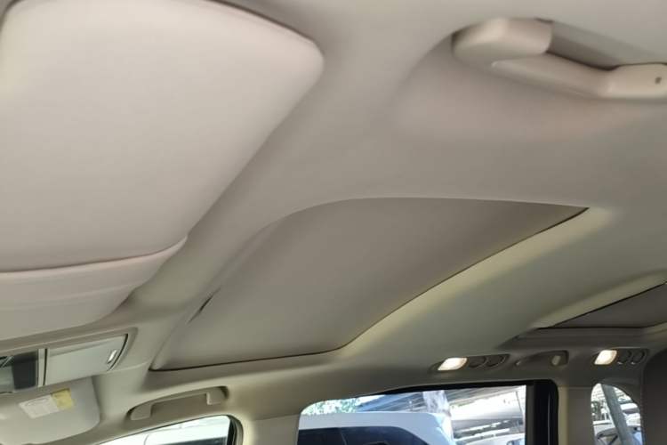 Used Honda Elysion 2016 2.4L Style Edition Headliner