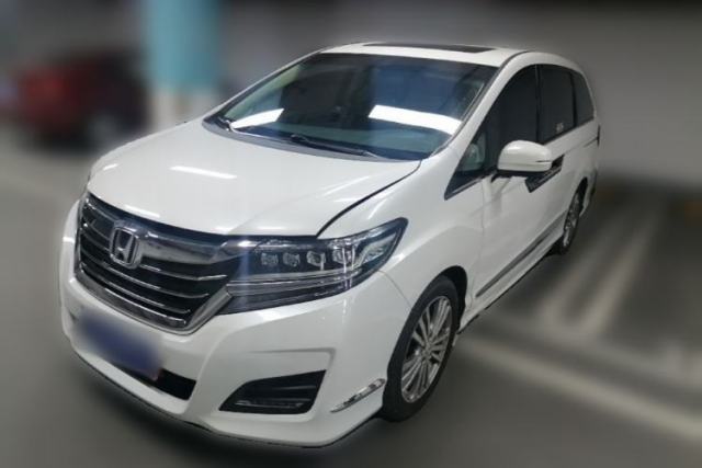 Ojetý Honda Elysion 2016 2.4L Luxury Edition