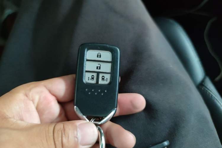 Used Honda Elysion 2016 2.4L Luxury Edition Interior 1