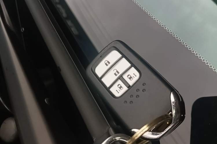 Used Honda Elysion 2016 2.4L Luxury Edition Interior 1