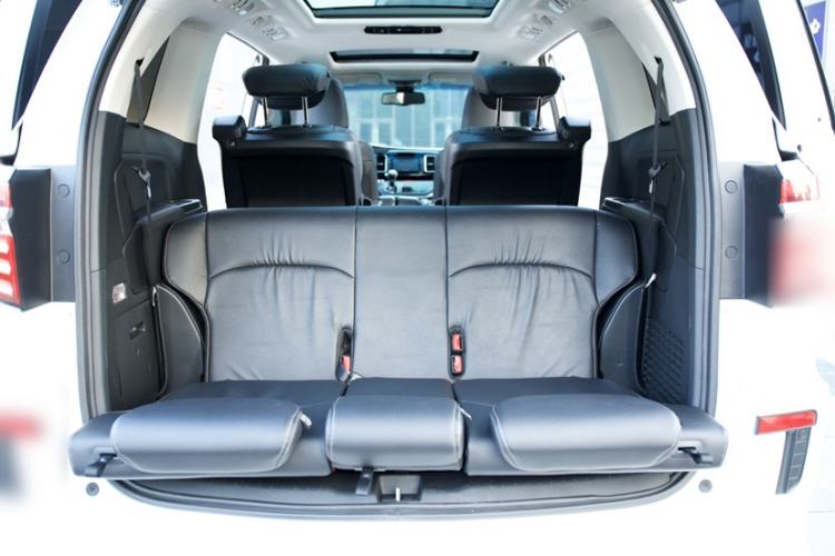 Used Honda Elysion 2016 2.4L Supreme Edition Interior 13