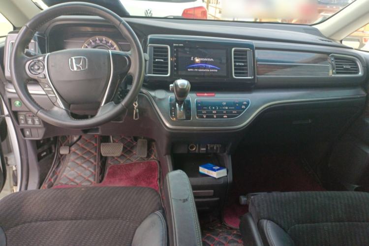 Used Honda Elysion 2016 2.4L Classic Edition Interior 2