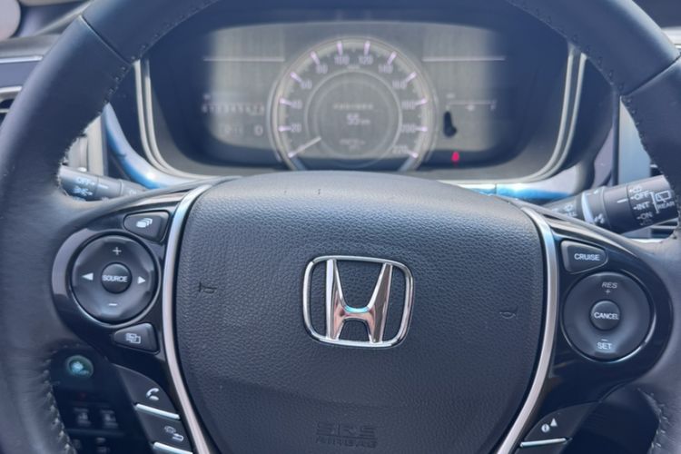 Used Honda Elysion 2016 2.4L Luxury Edition Interior 2