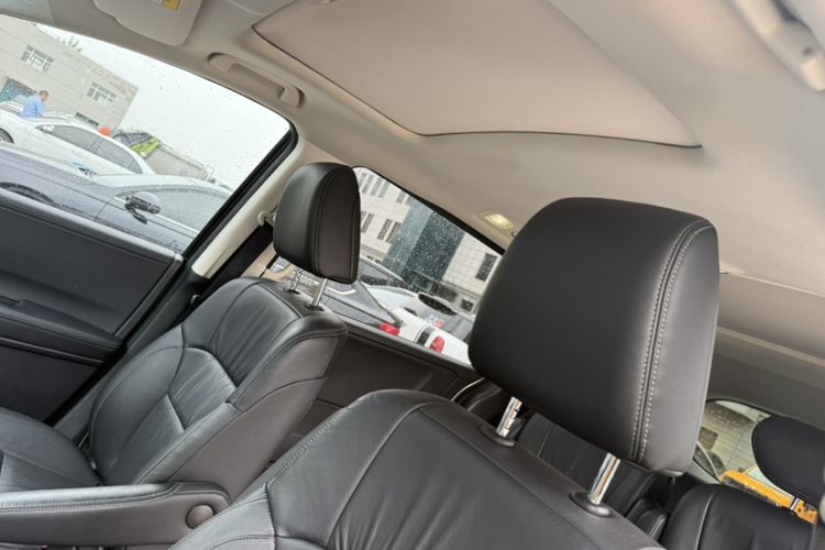 Used Honda Elysion 2016 2.4L Style Edition Interior 2