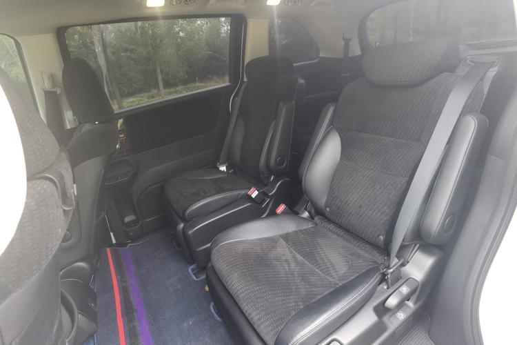 Used Honda Elysion 2016 2.4L Comfort Edition Interior 3