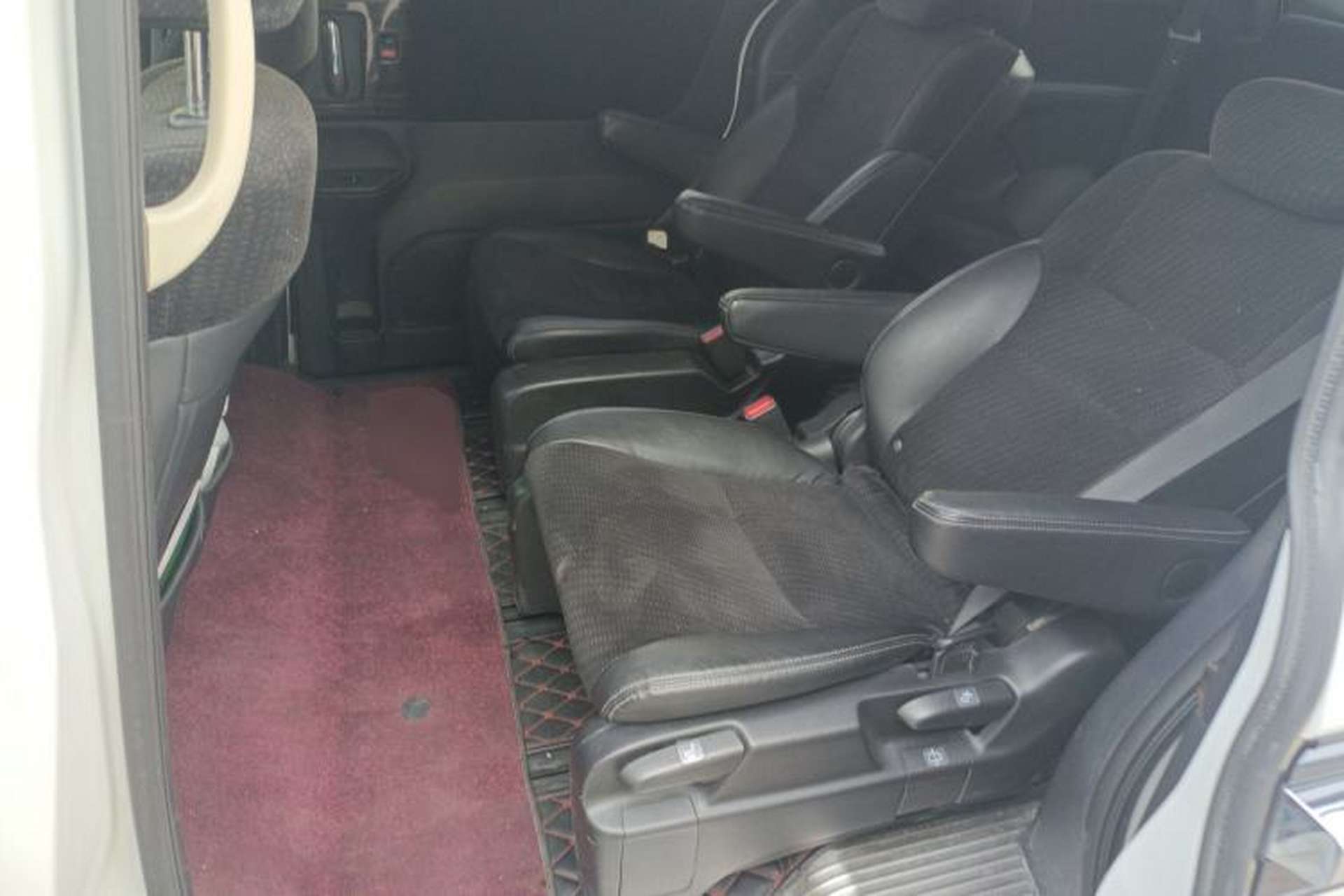 Used Honda Elysion 2016 2.4L Classic Edition Interior 4