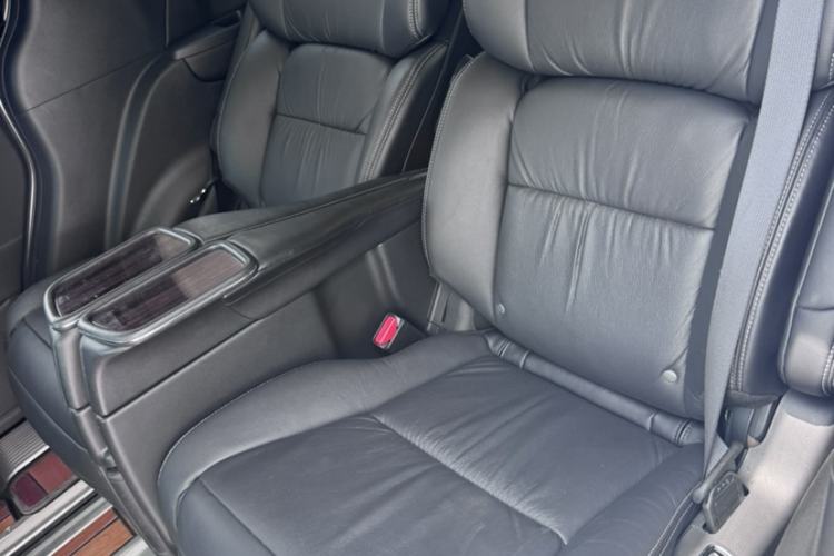 Used Honda Elysion 2016 2.4L Luxury Edition Interior 6