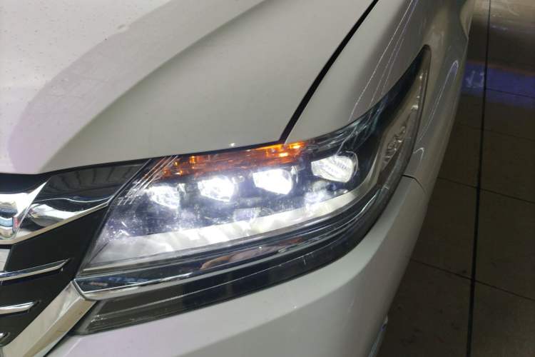 Used Honda Elysion 2016 2.4L Luxury Edition Left Front Headlight