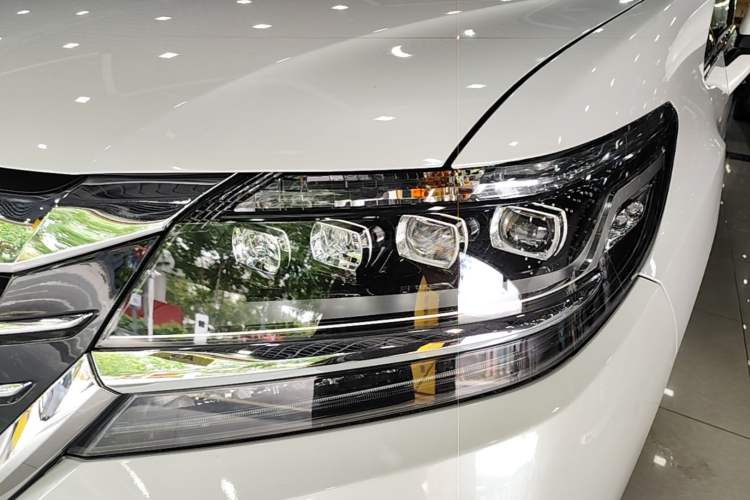 Used Honda Elysion 2016 2.4L Luxury Edition Left Front Headlight