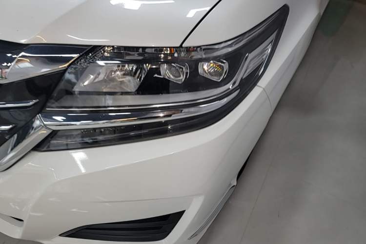 Used Honda Elysion 2016 2.4L Classic Edition Left Front Headlight