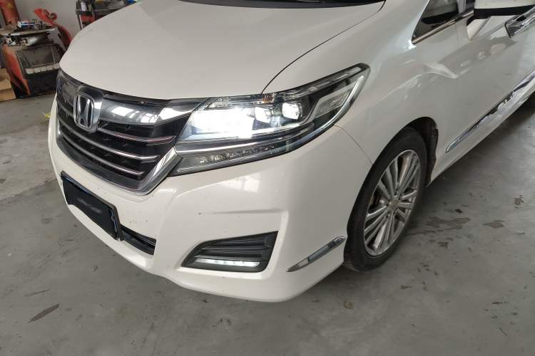 Used Honda Elysion 2016 2.4L Style Edition Left Front Headlight