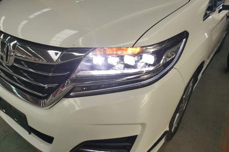 Used Honda Elysion 2016 2.4L Luxury Edition Left Front Headlight