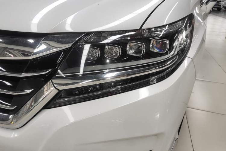 Used Honda Elysion 2016 2.4L Luxury Edition Left Front Headlight