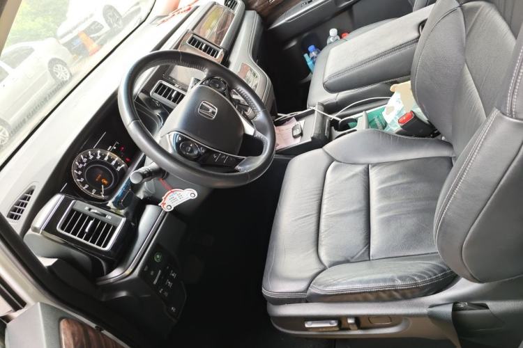 Used Honda Elysion 2016 2.4L Luxury Edition Left Front Seat