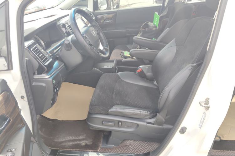 Used Honda Elysion 2016 2.4L Comfort Edition Left Front Seat