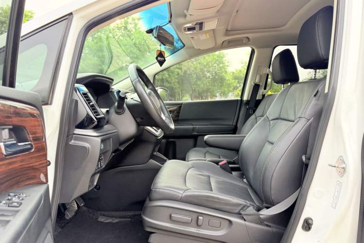 Used Honda Elysion 2016 2.4L Style Edition Left Front Seat