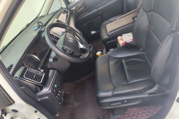 Used Honda Elysion 2016 2.4L Luxury Edition Left Front Seat
