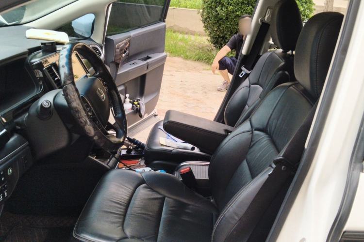 Used Honda Elysion 2016 2.4L Supreme Edition Left Front Seat